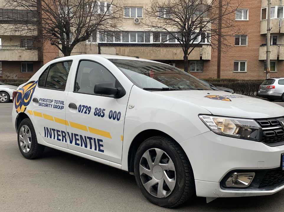 Mașini proprii de intervenție în Cluj-Napoca